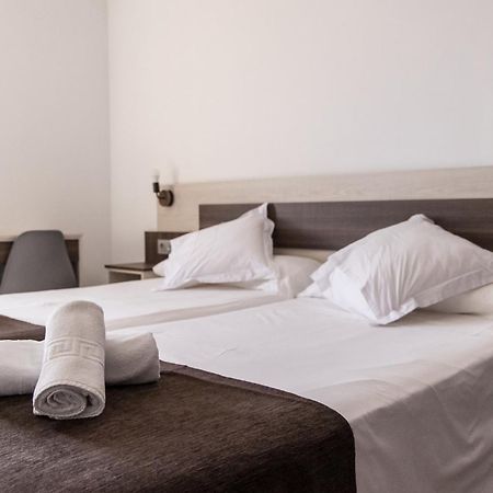 Medellín Meson Hostal La Cabana מראה חיצוני תמונה
