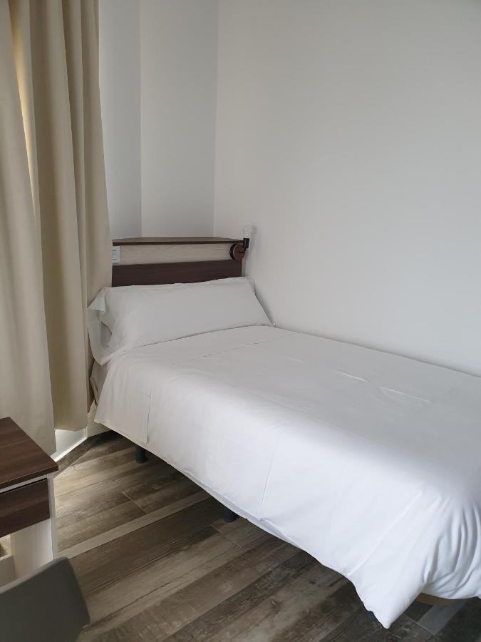 Medellín Meson Hostal La Cabana מראה חיצוני תמונה